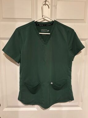 Fabletics Women's Forest Green V-Neck Scrub Top M467